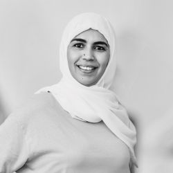 Yahia Souad, Spielgruppenleiterin (i.A.)